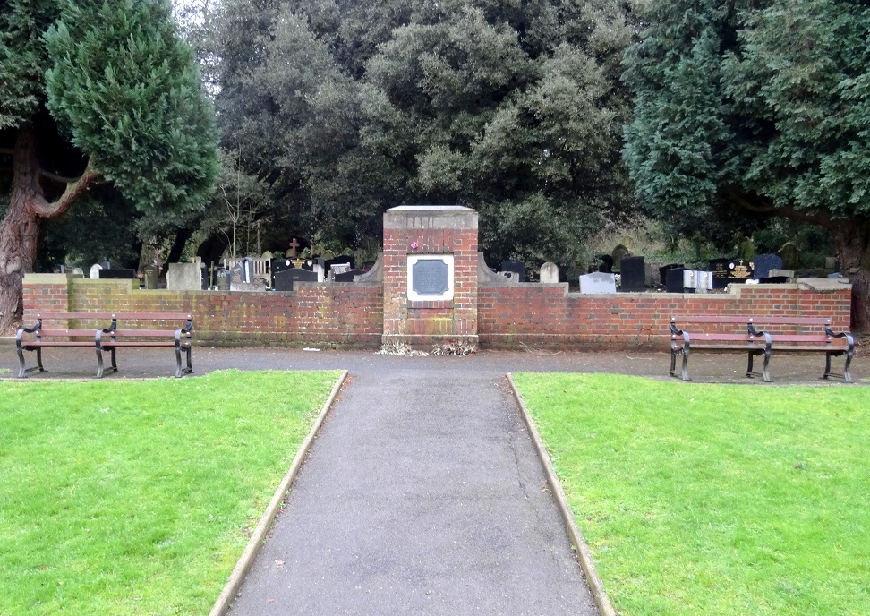 Islington Civilian War Dead Memorial Islington &amp; Camden Cemetery East Finchley (24 Jan 2018) (3)